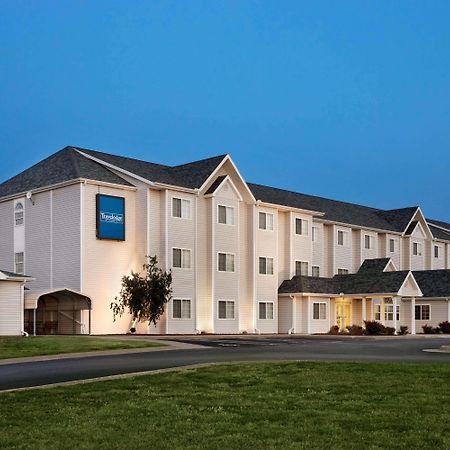 Travelodge By Wyndham Fort Scott Extérieur photo