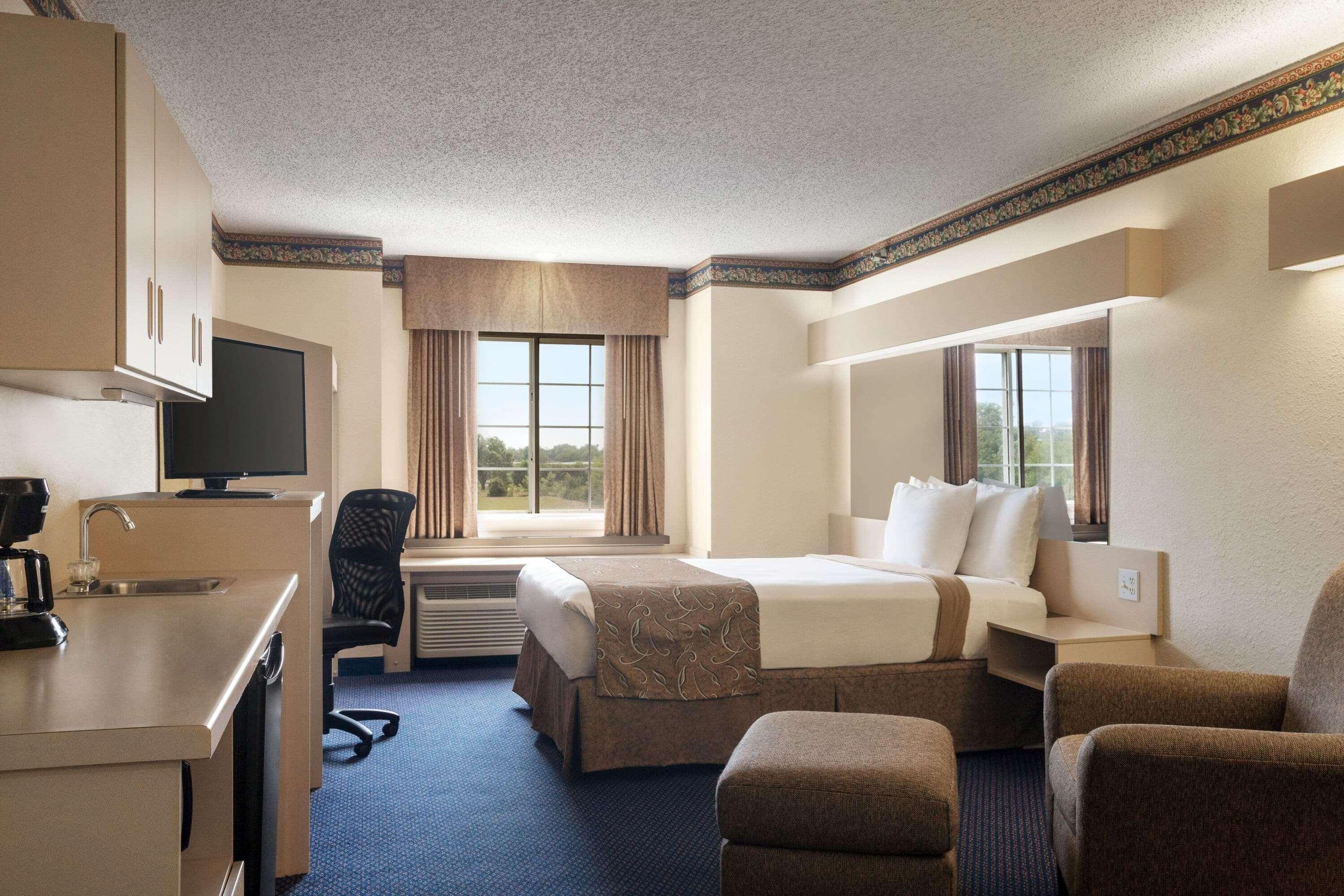 Travelodge By Wyndham Fort Scott Extérieur photo